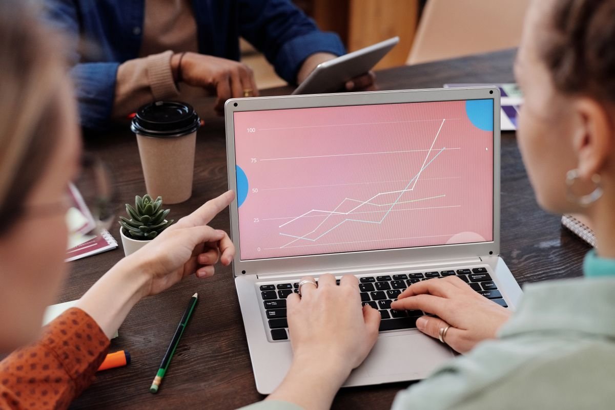 Mailchimp review: campaign performance analytics